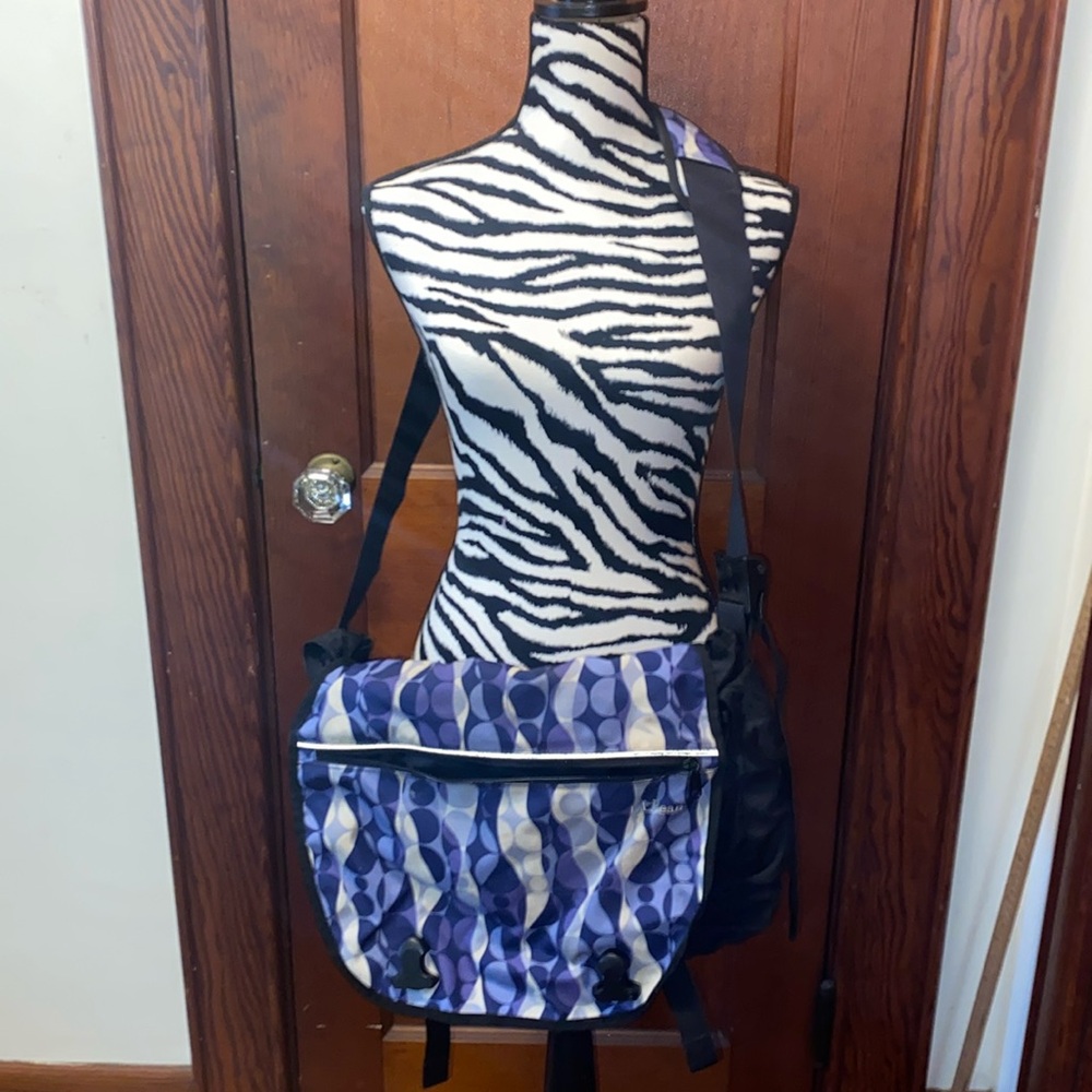 L.L. Bean blue and white Crossbody computer bag gently use condition